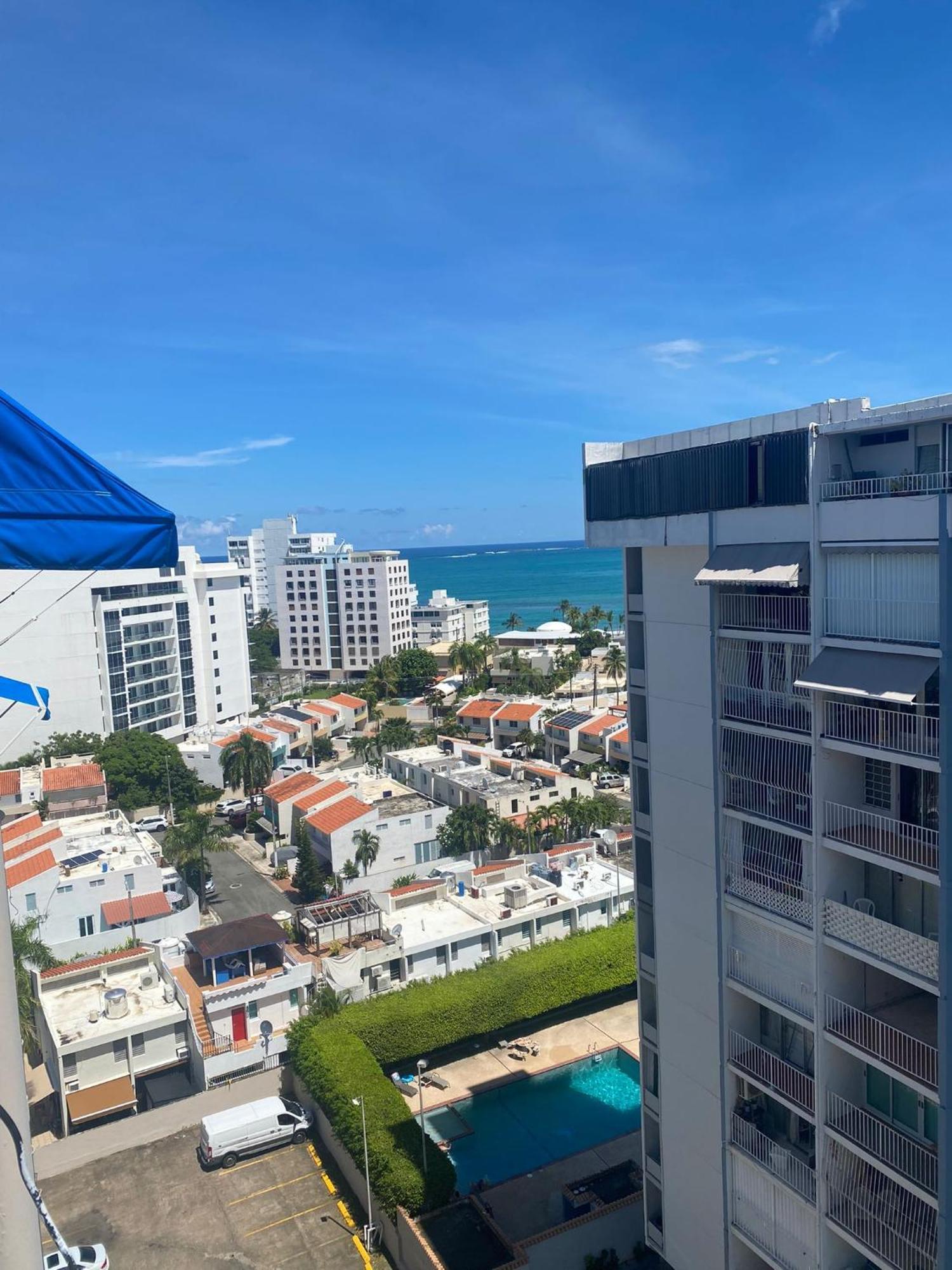 Isla Verde Modern Apartment With Pool Сан-Хуан Екстер'єр фото