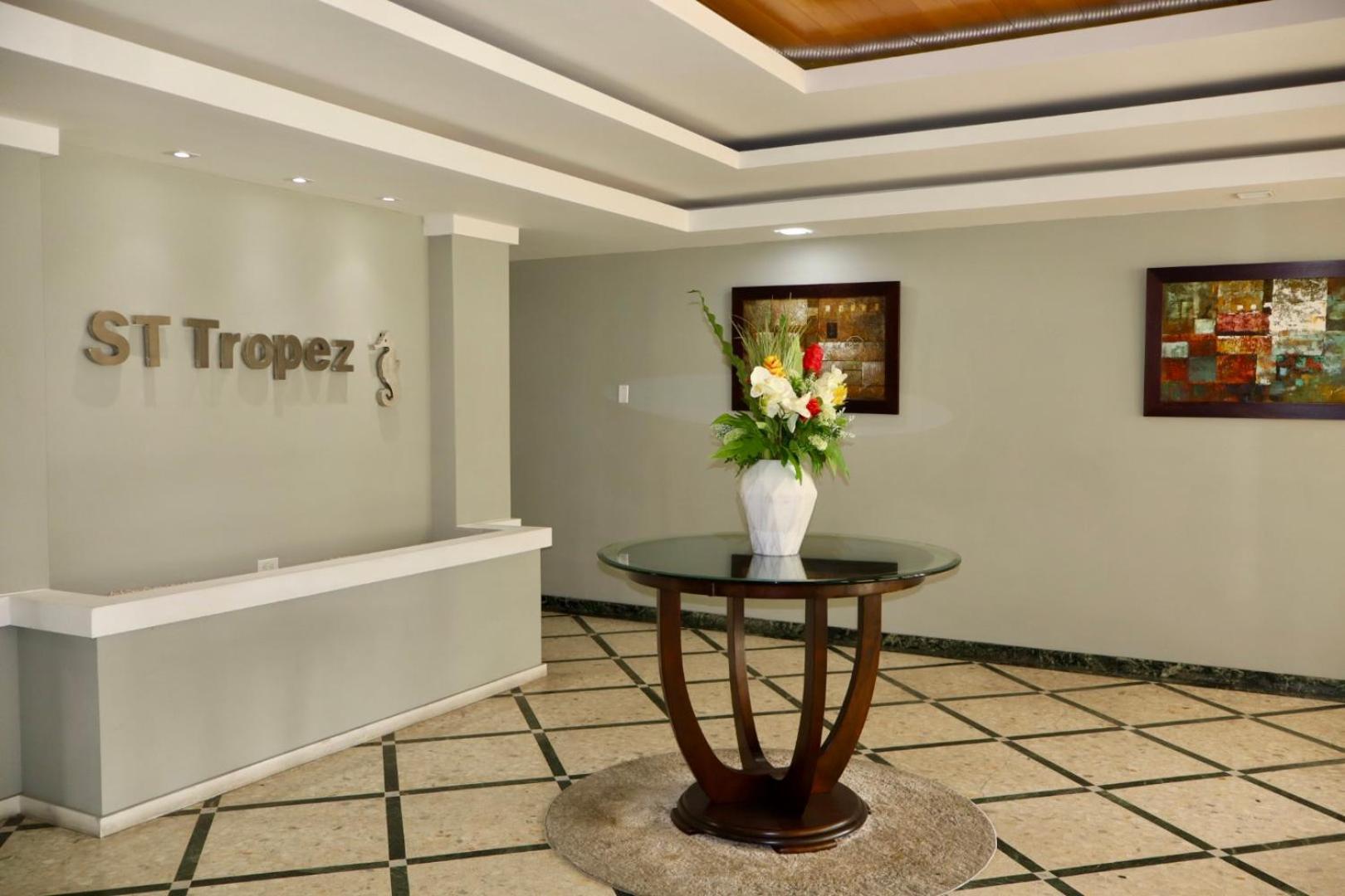 Isla Verde Modern Apartment With Pool Сан-Хуан Екстер'єр фото
